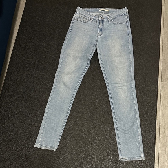 Levi’s Light Blue Women's Jeans - Picture 1 of 10